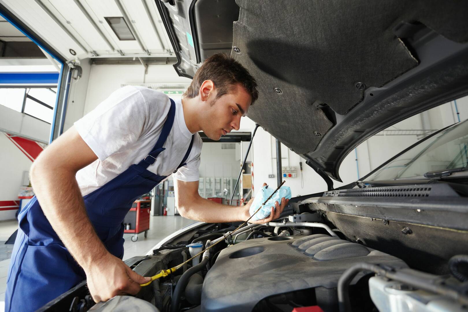 Auto Windshield Replacement Omaha NE